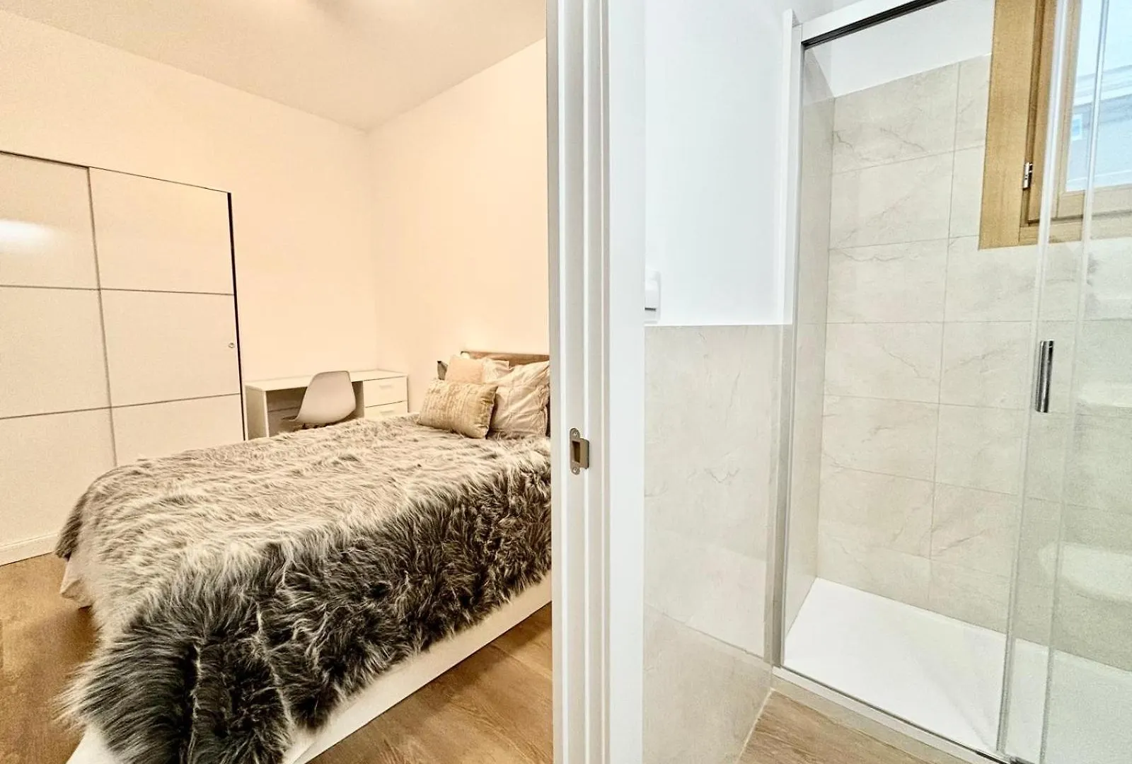 Apartment Piso Ideal Con 3 Habitacion 3 Banos Y Terraza Barcelona Spain