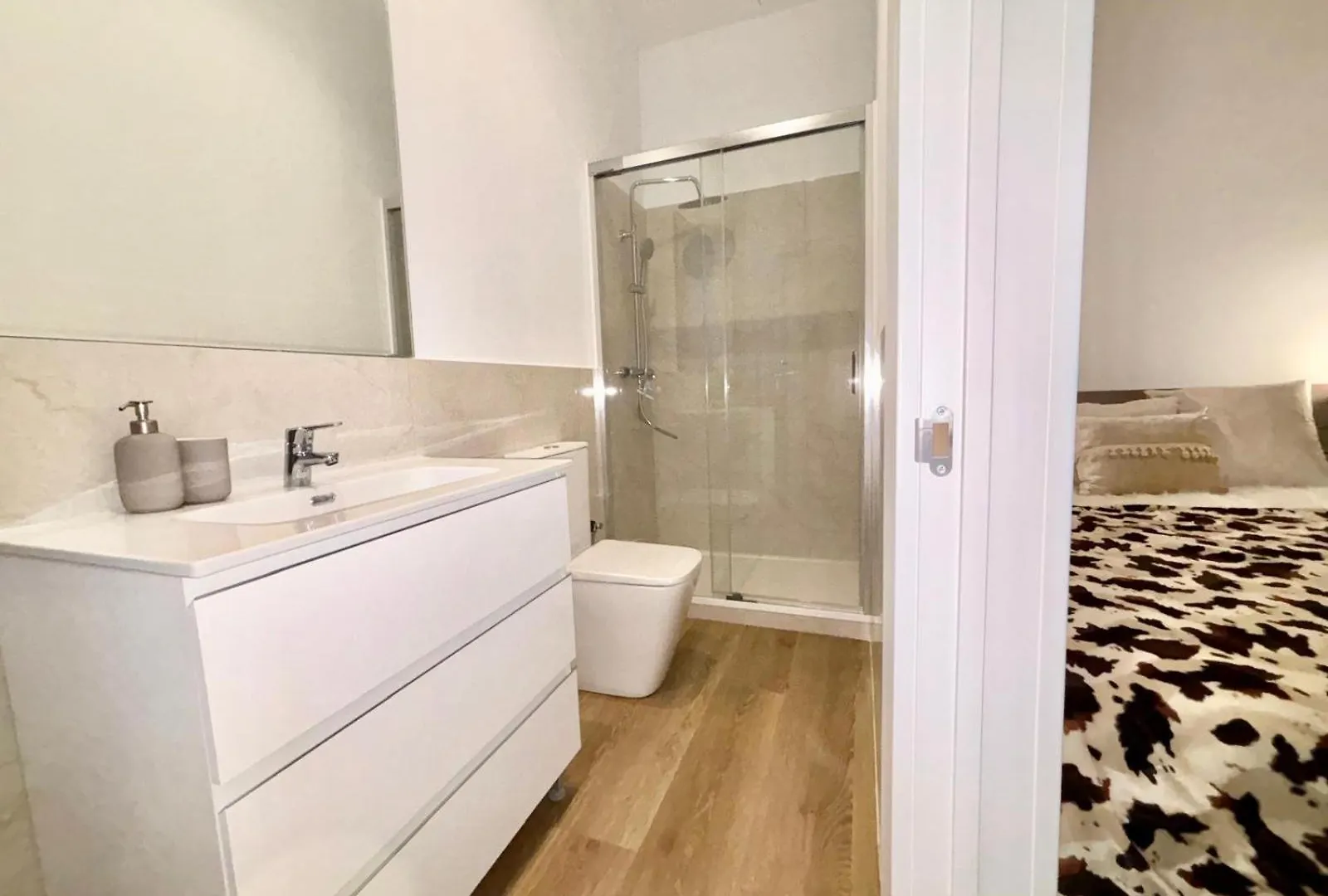 Piso Ideal Con 3 Habitacion 3 Banos Y Terraza Barcelona Apartment